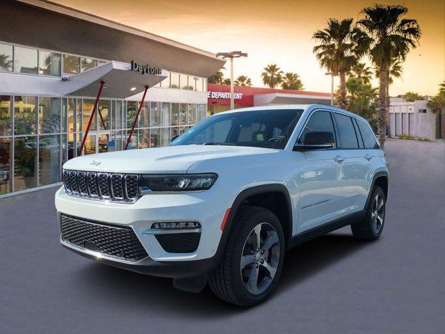 new 2025 Jeep Grand Cherokee car, priced at $50,894