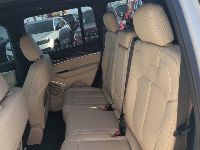 new 2025 Jeep Grand Cherokee car, priced at $50,894