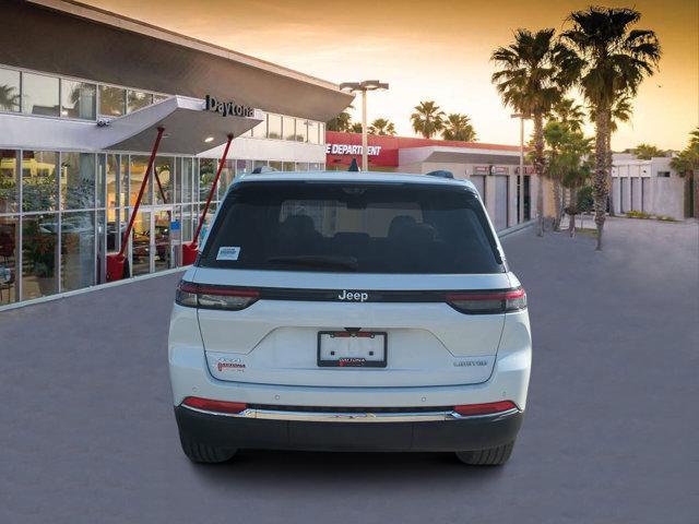 new 2025 Jeep Grand Cherokee car, priced at $50,894