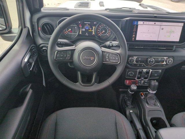 new 2025 Jeep Wrangler car, priced at $53,662