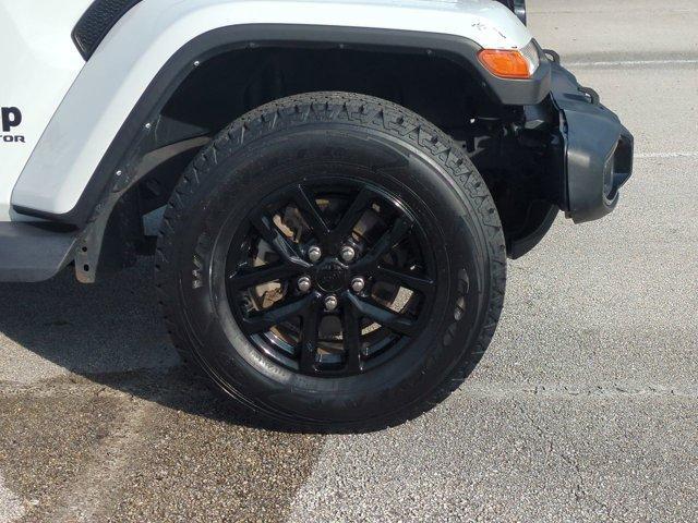 used 2022 Jeep Gladiator car, priced at $35,985