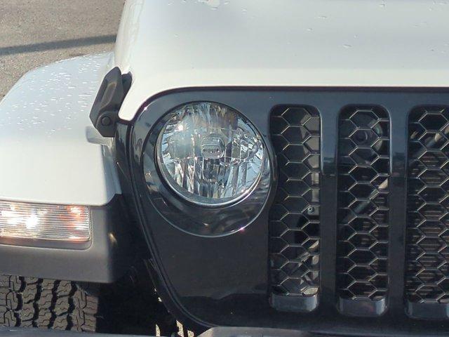 used 2022 Jeep Gladiator car, priced at $35,985