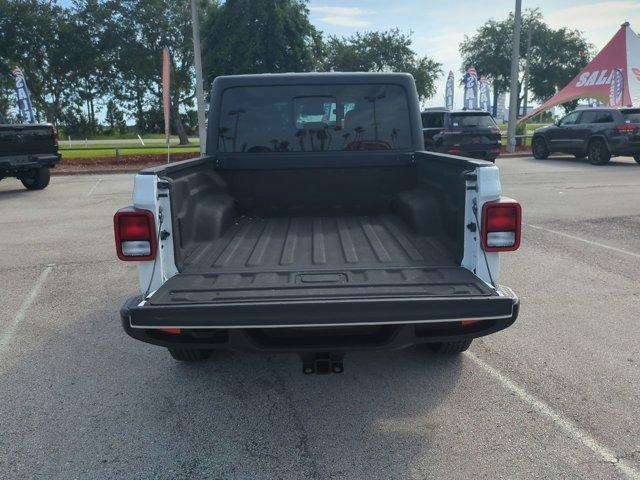 used 2024 Jeep Gladiator car, priced at $41,894