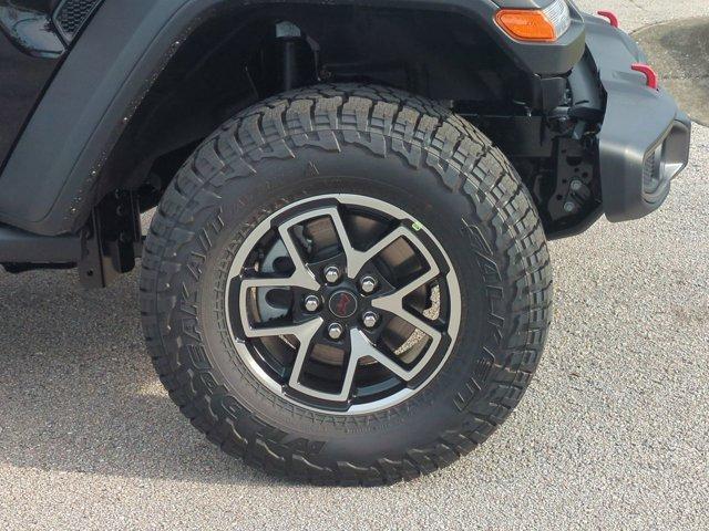 new 2025 Jeep Gladiator car, priced at $46,624