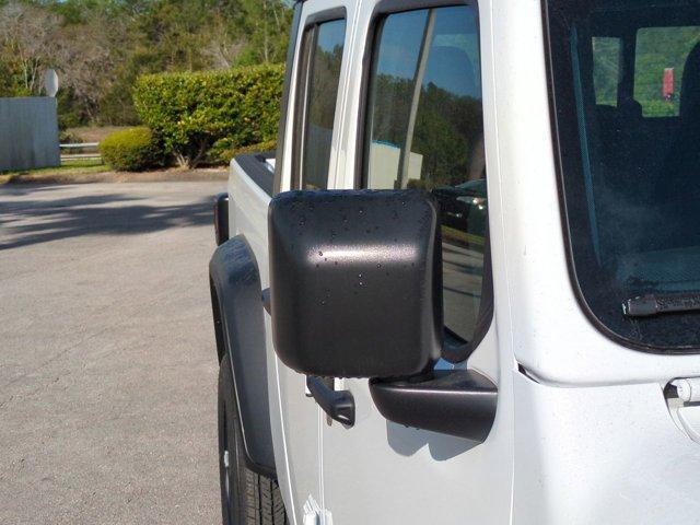 new 2025 Jeep Gladiator car, priced at $39,926
