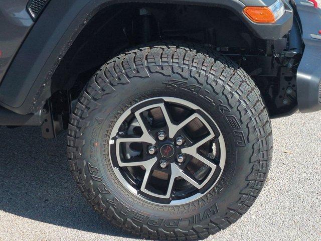 new 2025 Jeep Gladiator car, priced at $50,254