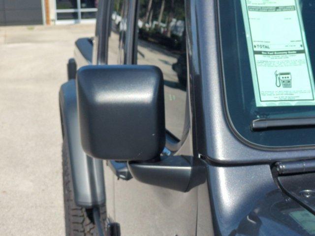new 2025 Jeep Gladiator car, priced at $50,254
