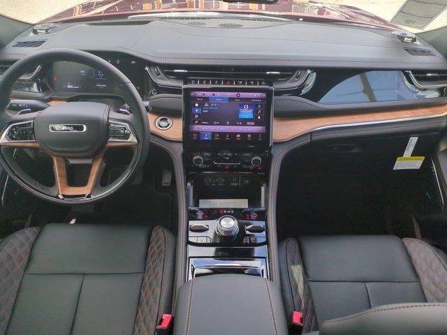 new 2025 Jeep Grand Cherokee car, priced at $62,448