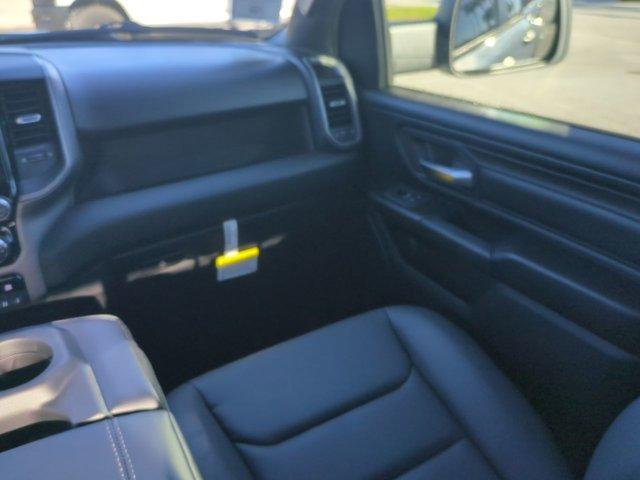 new 2025 Ram 1500 car, priced at $39,915