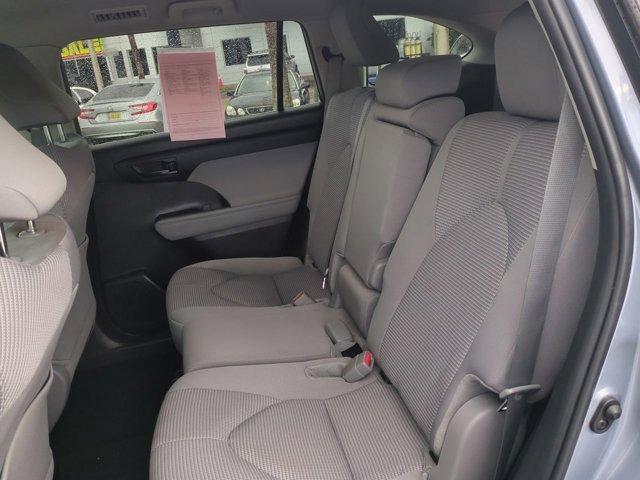 used 2024 Toyota Highlander car, priced at $39,318