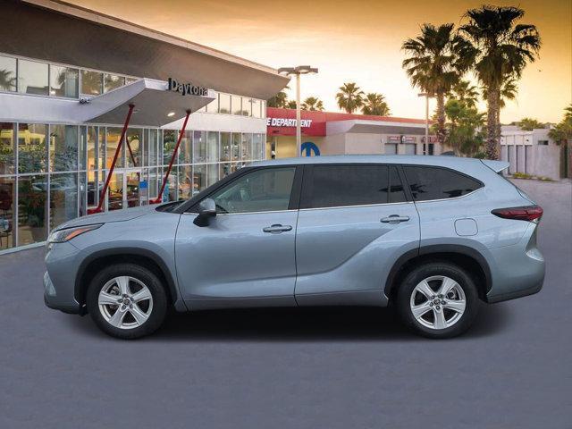 used 2024 Toyota Highlander car, priced at $39,318