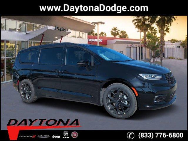 new 2025 Chrysler Pacifica car, priced at $48,944