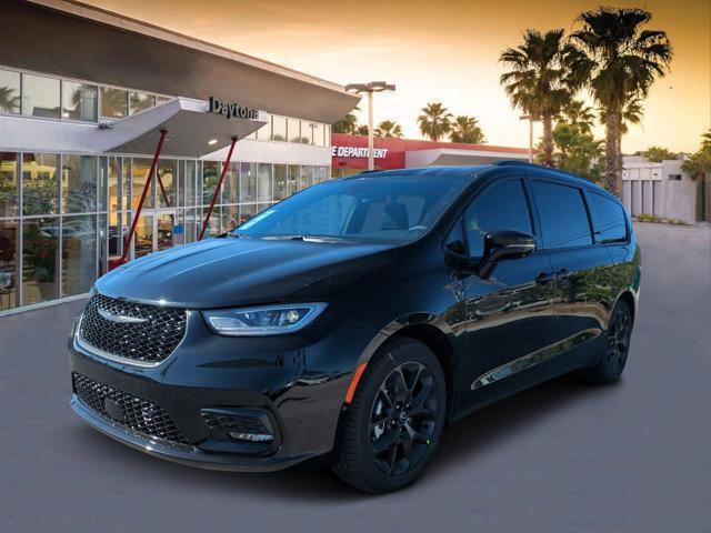 new 2025 Chrysler Pacifica car, priced at $48,944