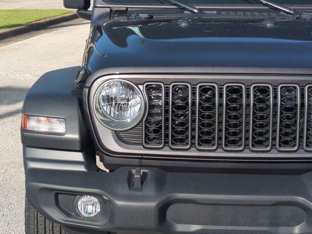 new 2025 Jeep Wrangler car, priced at $43,595