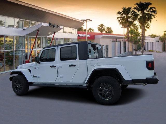 new 2024 Jeep Gladiator car