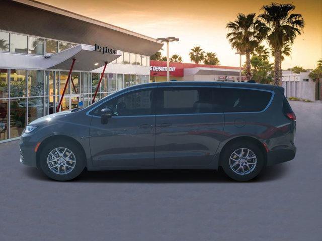 new 2025 Chrysler Pacifica car, priced at $38,646