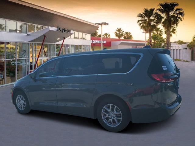 new 2025 Chrysler Pacifica car, priced at $38,646