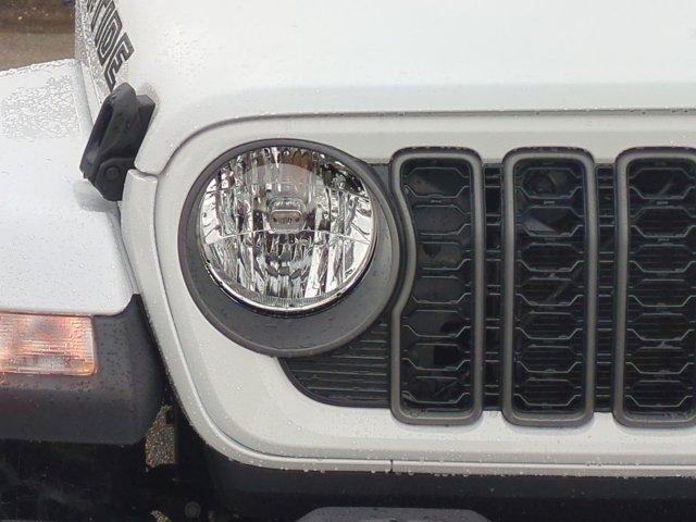 new 2025 Jeep Gladiator car, priced at $44,961