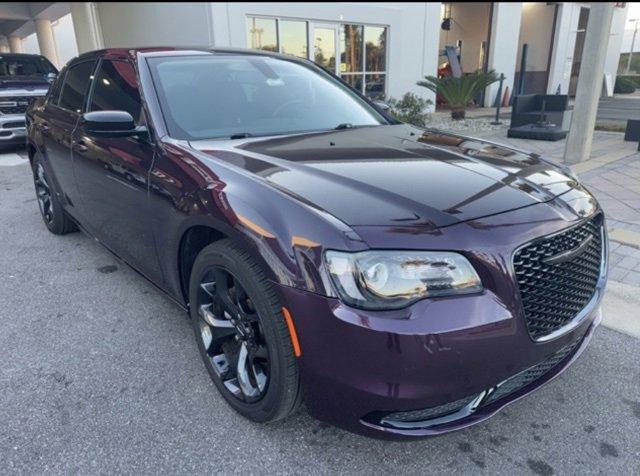 used 2021 Chrysler 300 car, priced at $25,999