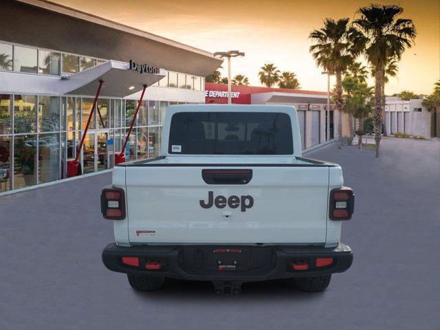 new 2025 Jeep Gladiator car, priced at $46,029