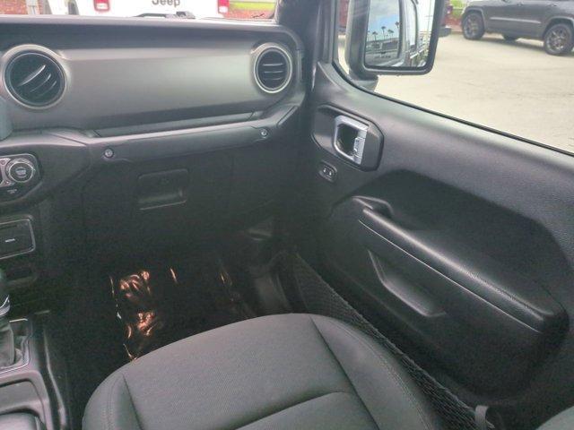 used 2022 Jeep Gladiator car, priced at $34,283