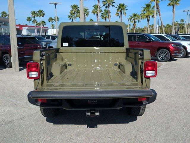 new 2025 Jeep Gladiator car, priced at $45,074