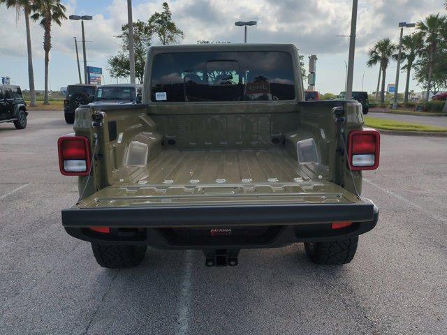 new 2025 Jeep Gladiator car, priced at $59,174