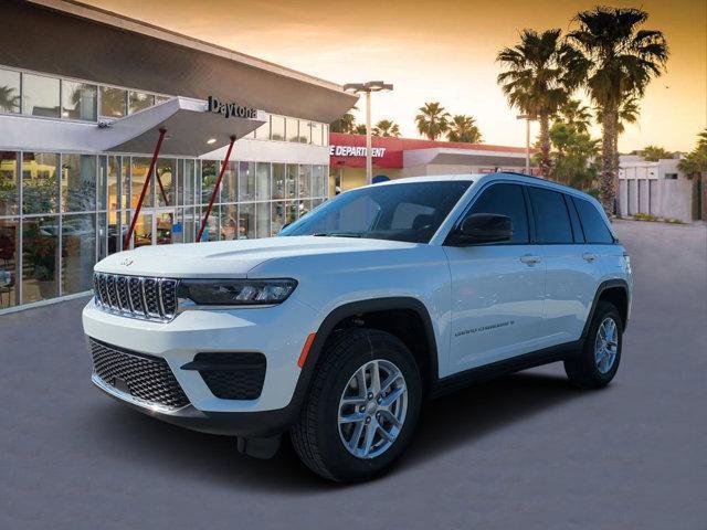 new 2025 Jeep Grand Cherokee car, priced at $37,724