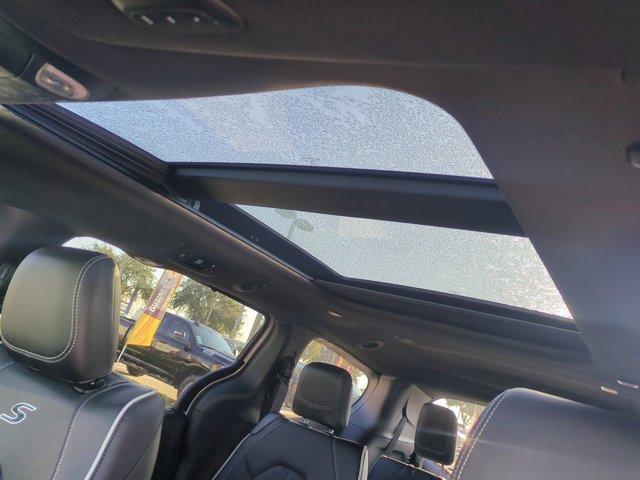 new 2026 Chrysler Pacifica car, priced at $49,139