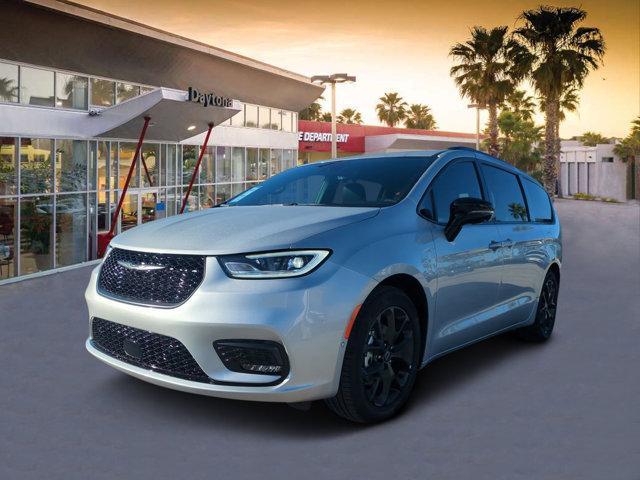 new 2026 Chrysler Pacifica car, priced at $49,139