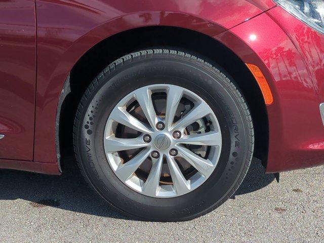 used 2019 Chrysler Pacifica car, priced at $15,582