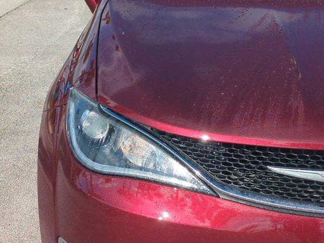 used 2019 Chrysler Pacifica car, priced at $15,582