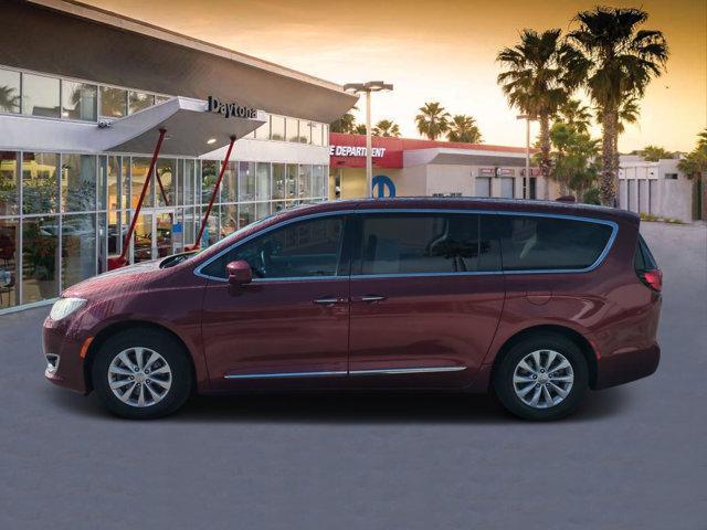 used 2019 Chrysler Pacifica car, priced at $15,582