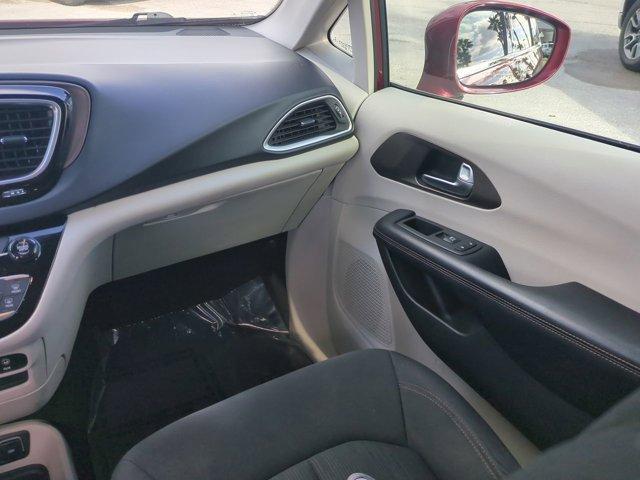 used 2019 Chrysler Pacifica car, priced at $15,582