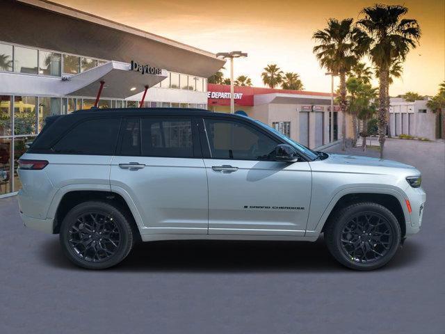 new 2025 Jeep Grand Cherokee car, priced at $65,443
