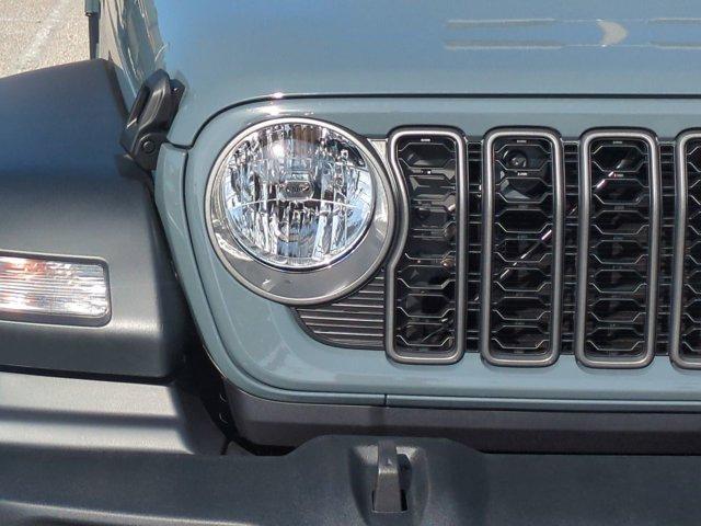 new 2025 Jeep Wrangler car, priced at $40,733