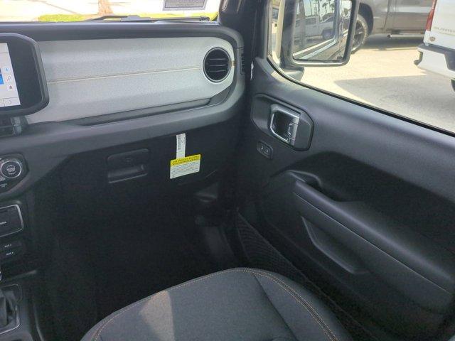 new 2025 Jeep Wrangler car, priced at $44,489