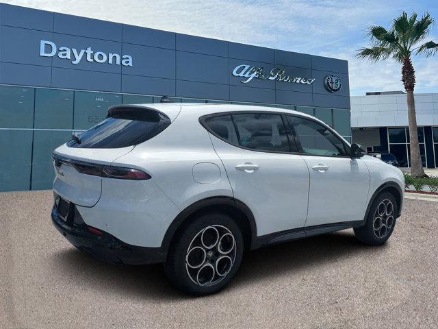 new 2025 Alfa Romeo Tonale car, priced at $36,437