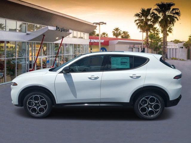 new 2025 Alfa Romeo Tonale car, priced at $39,930