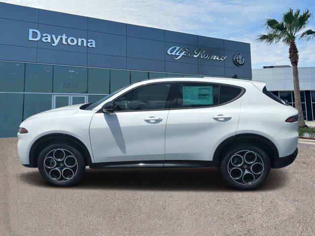 new 2025 Alfa Romeo Tonale car, priced at $36,437