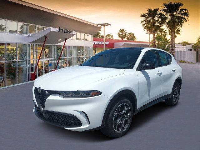 new 2025 Alfa Romeo Tonale car, priced at $39,930
