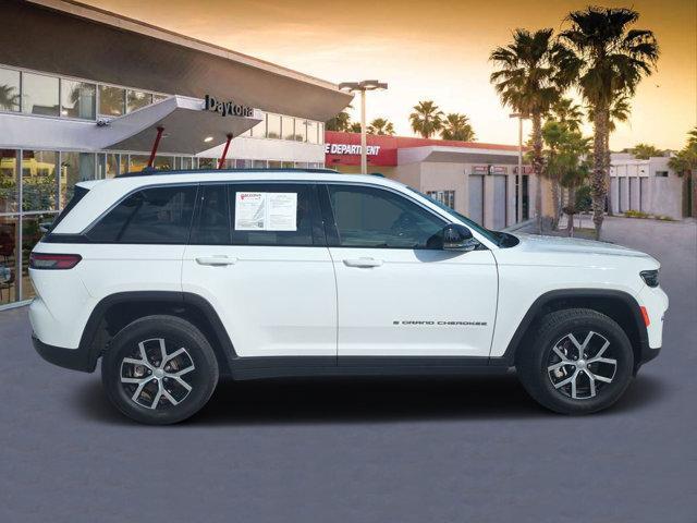 used 2024 Jeep Grand Cherokee car, priced at $40,999