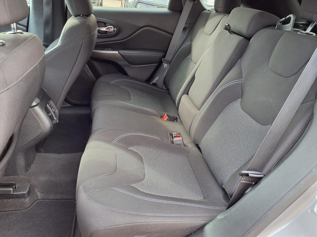 used 2020 Jeep Cherokee car, priced at $12,673