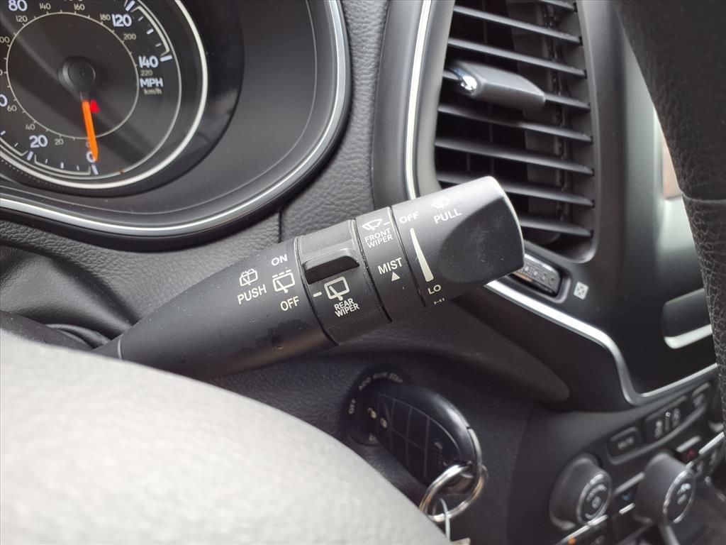 used 2020 Jeep Cherokee car, priced at $12,673