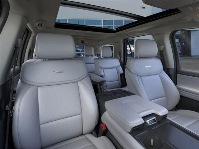 new 2025 Ford Expedition car