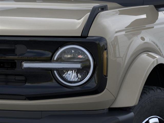 new 2025 Ford Bronco car, priced at $45,620