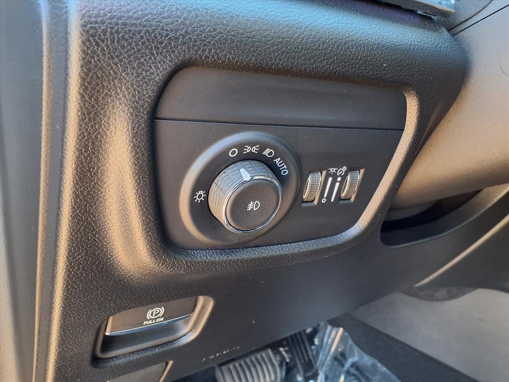 used 2023 Jeep Grand Cherokee car, priced at $38,436