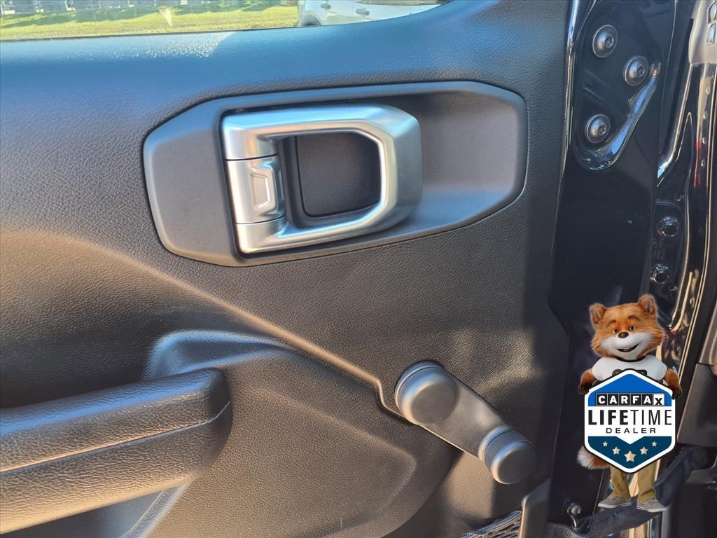 used 2023 Jeep Gladiator car, priced at $31,824