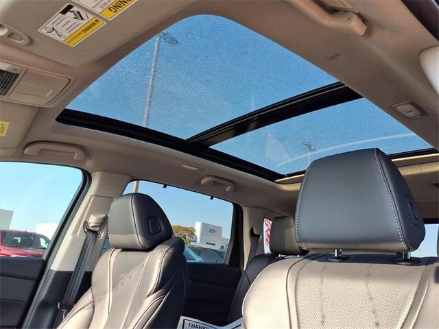 used 2024 Acura MDX car, priced at $44,500