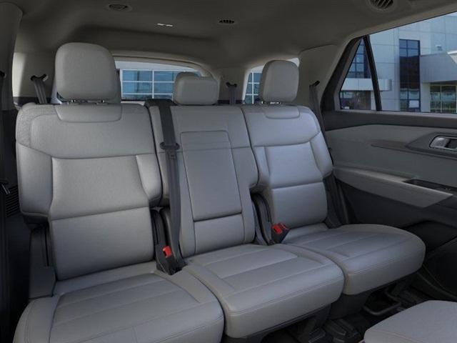 new 2025 Ford Explorer car, priced at $40,665
